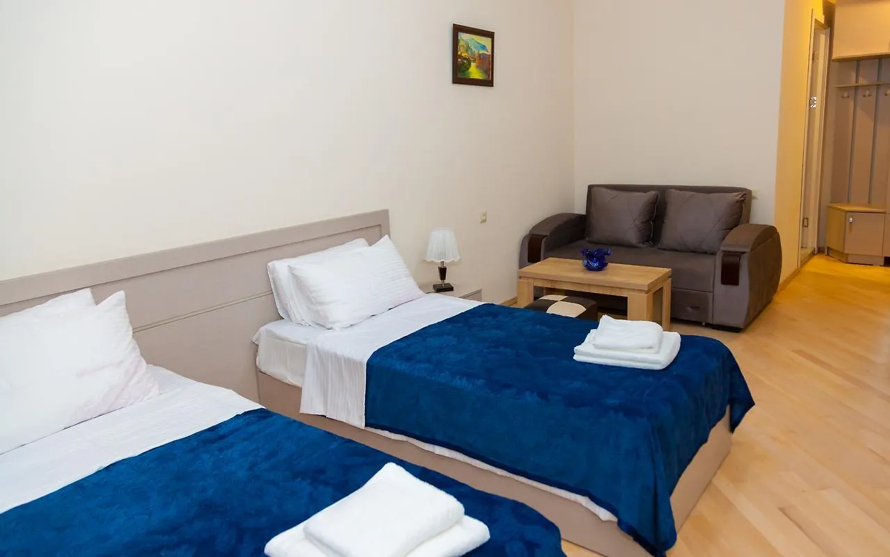 Holiday Rooms Тбилиси