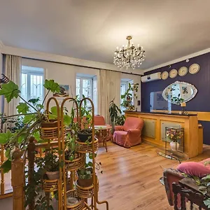 House 52 Boutique Тбилиси